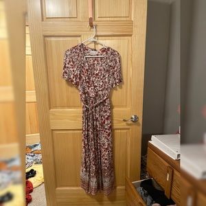 Knox rose maxi dress size medium